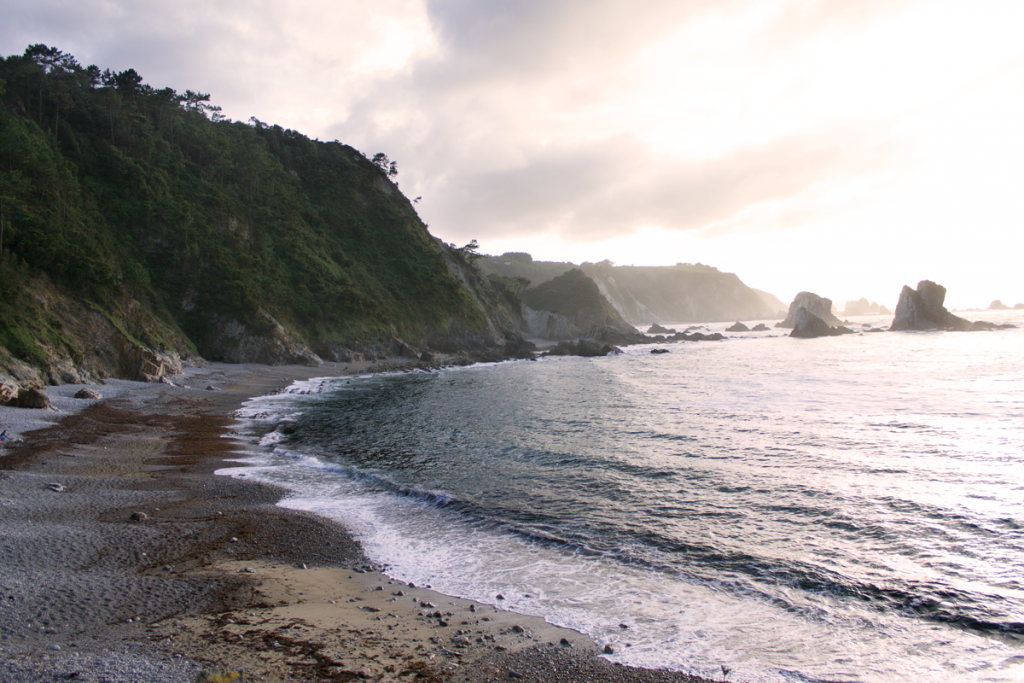 Playa del Silencio | Nancy Fernandes